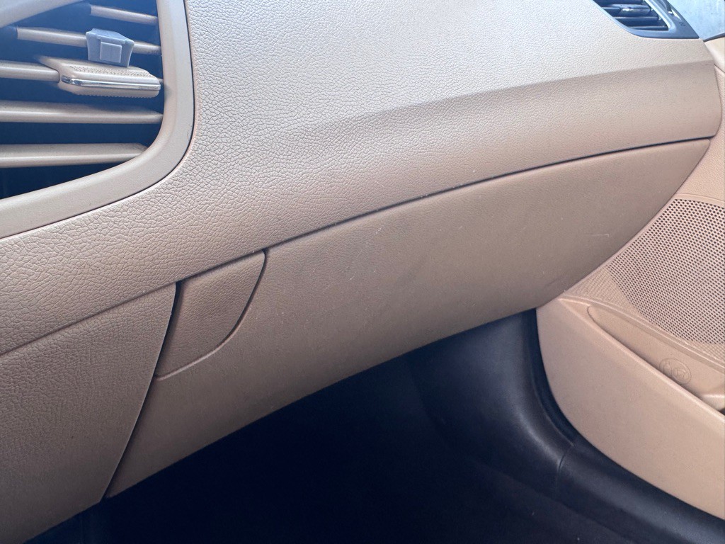 2012 Hyundai Elantra Image 14