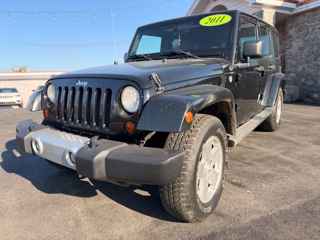 2011 Jeep Wrangler Unlimited Image 1