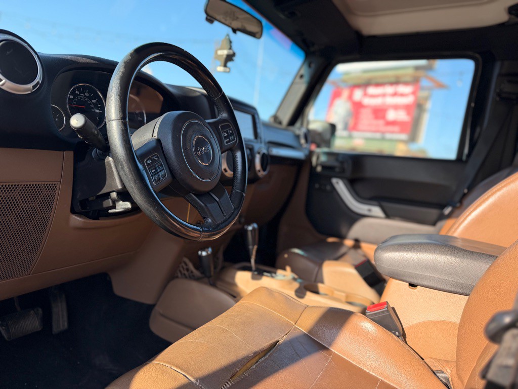 2011 Jeep Wrangler Unlimited Image 10
