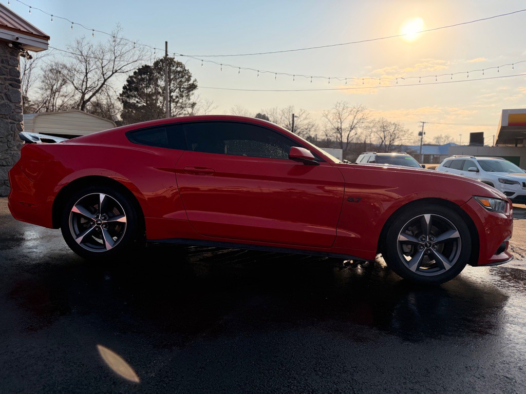 2015 Ford Mustang Image 4