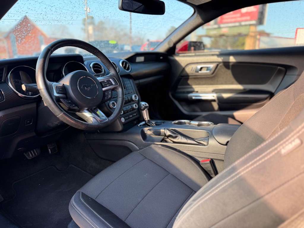 2015 Ford Mustang Image 11