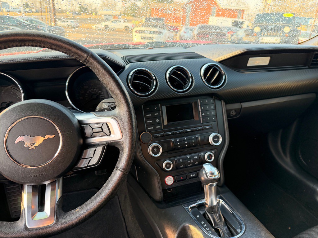 2015 Ford Mustang Image 13