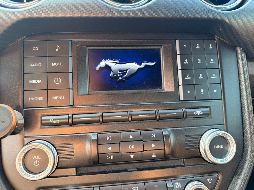 2015 Ford Mustang Image 16