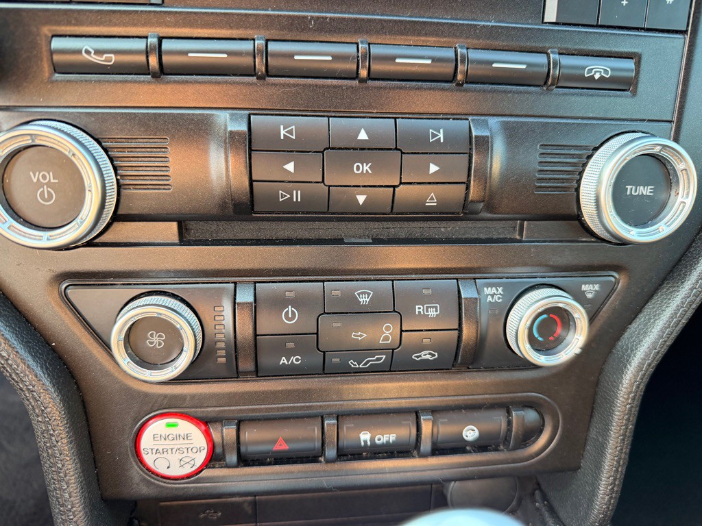 2015 Ford Mustang Image 17