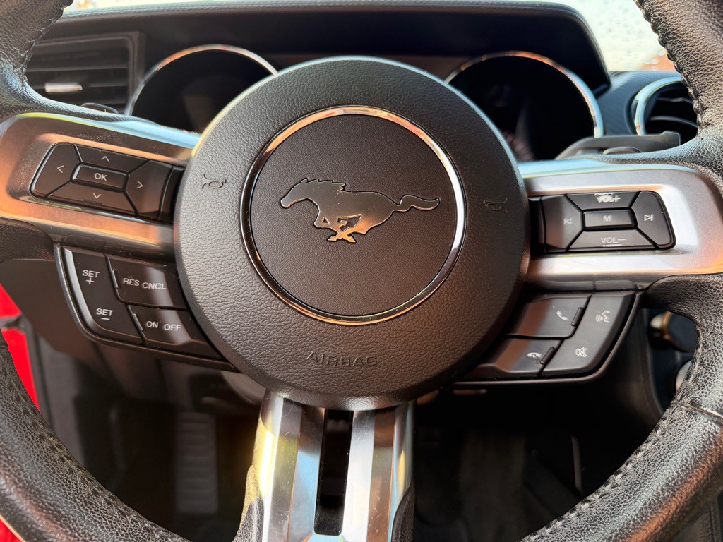 2015 Ford Mustang Image 22