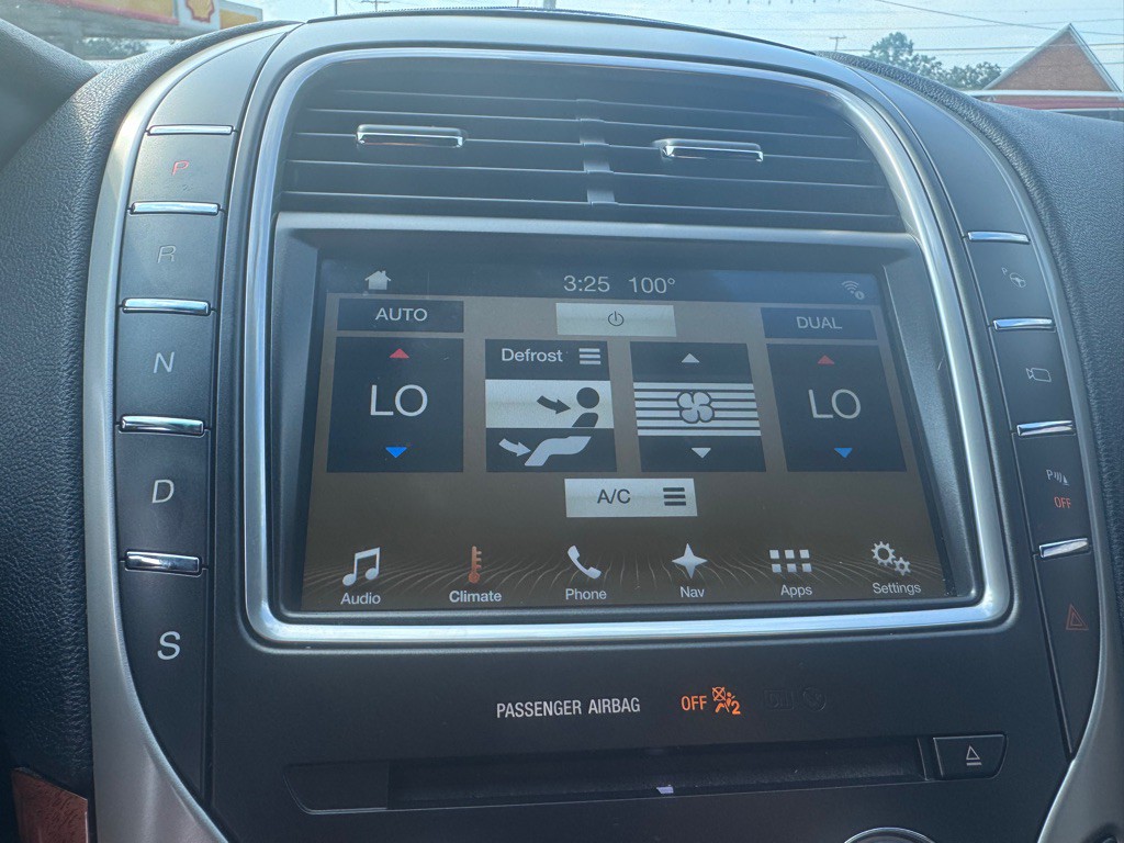 2017 Lincoln MKX Image 15