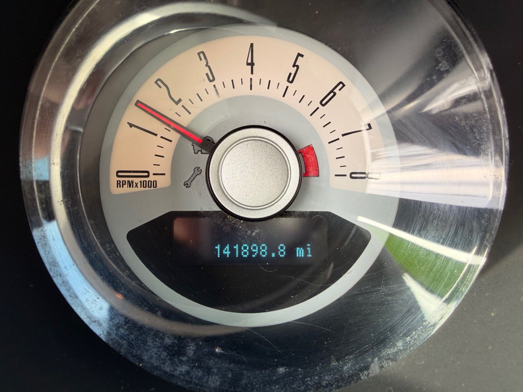 2011 Ford Mustang Image 22