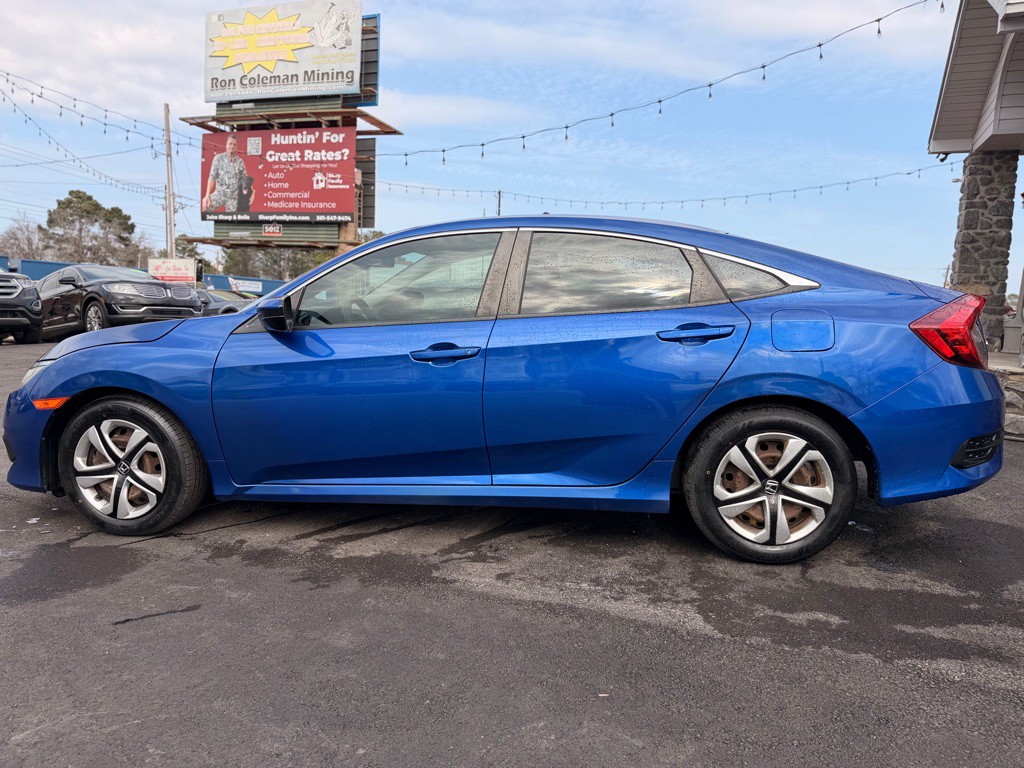 2018 Honda Civic Image 8