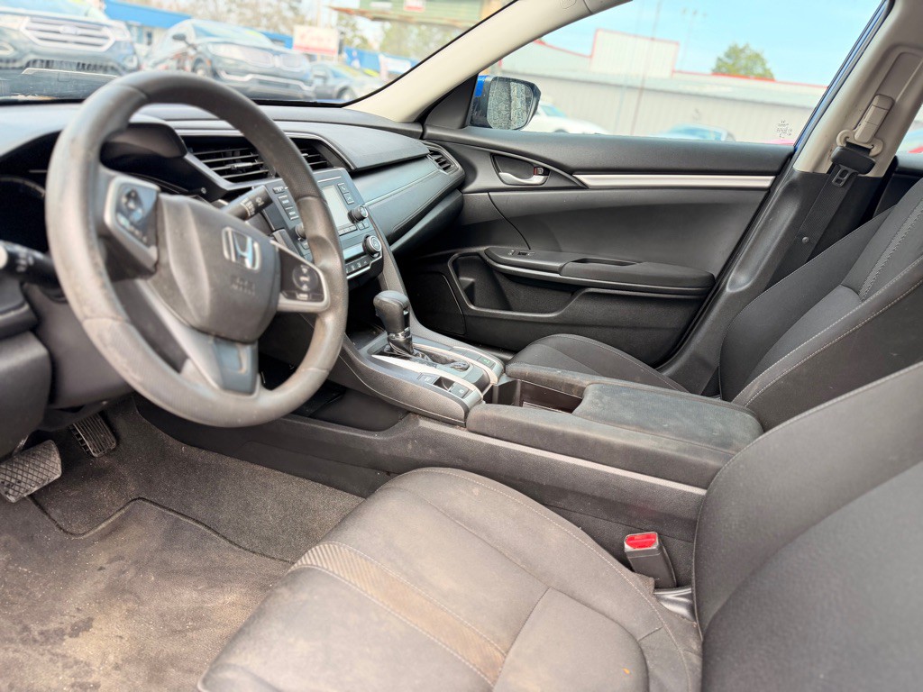 2018 Honda Civic Image 11