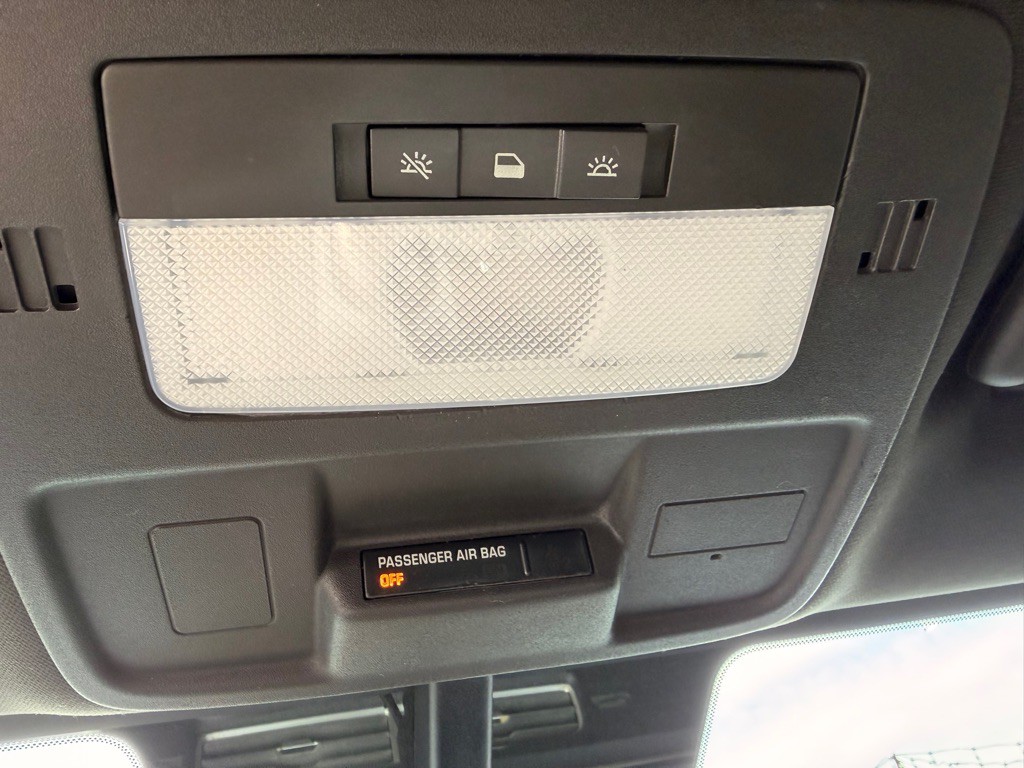 2010 Chevrolet Camaro Image 22