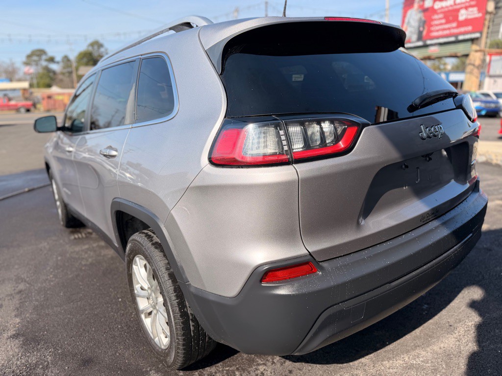 2019 Jeep Cherokee Image 7