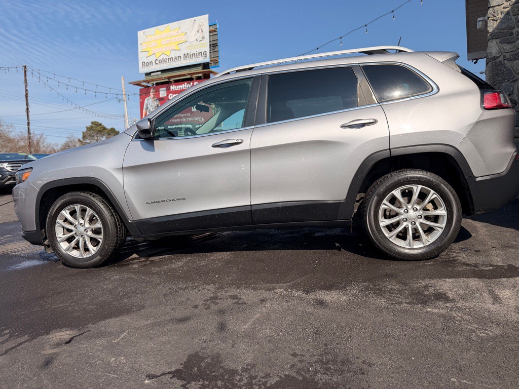 2019 Jeep Cherokee Image 8