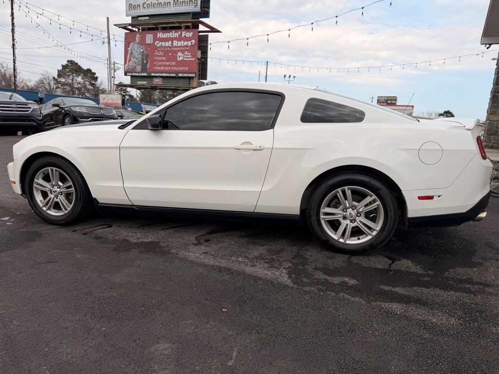 2011 Ford Mustang Image 8