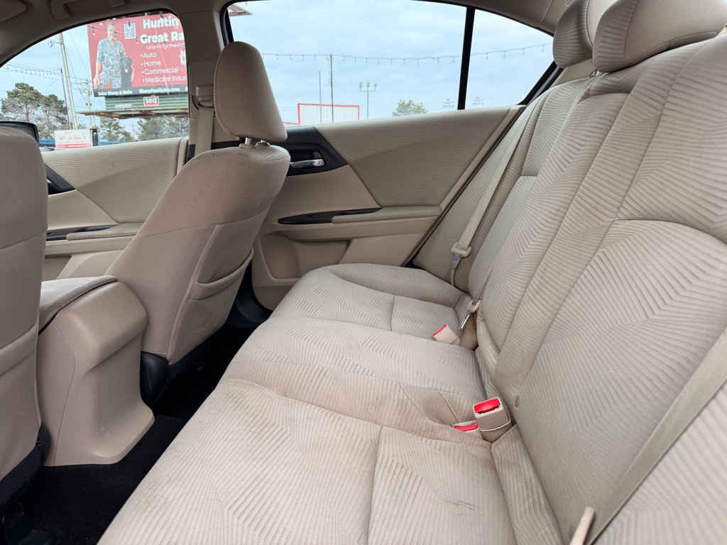 2017 Honda Accord Image 23