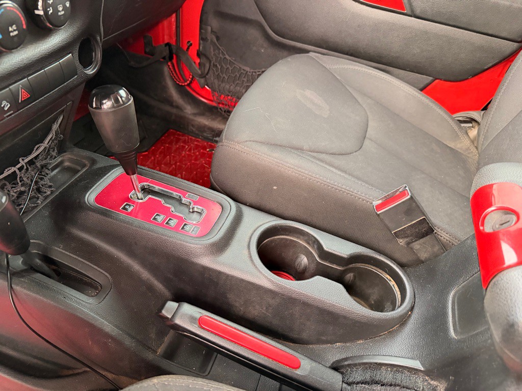 2016 Jeep Wrangler Image 17