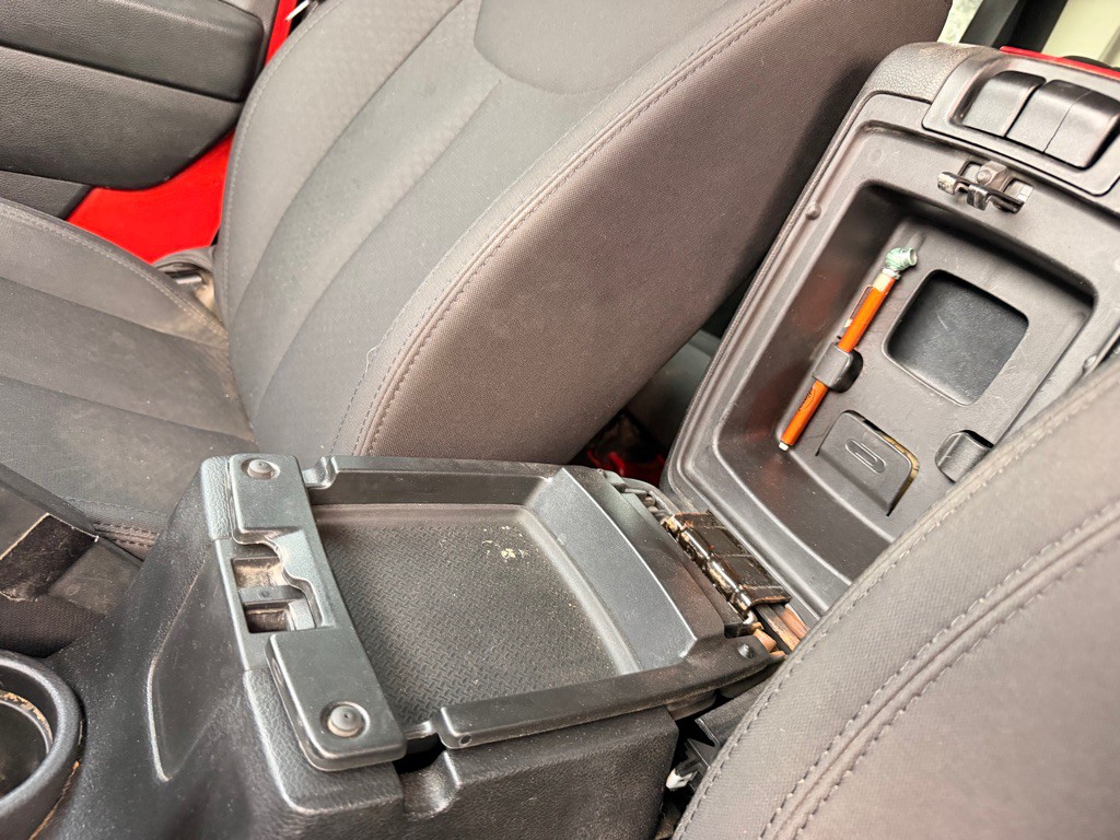 2016 Jeep Wrangler Image 19