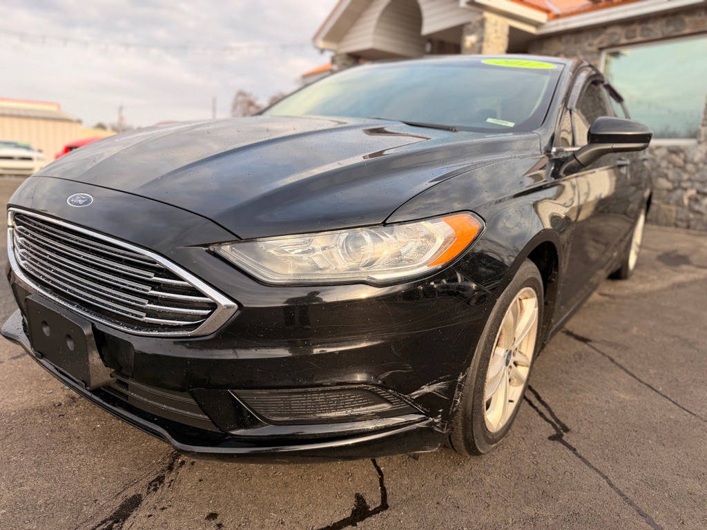 2017 Ford Fusion Image 1