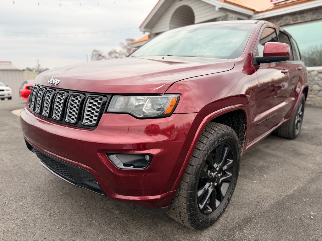 2018 Jeep Grand Cherokee Image 1