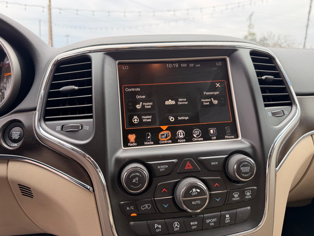 2016 Jeep Grand Cherokee Image 16