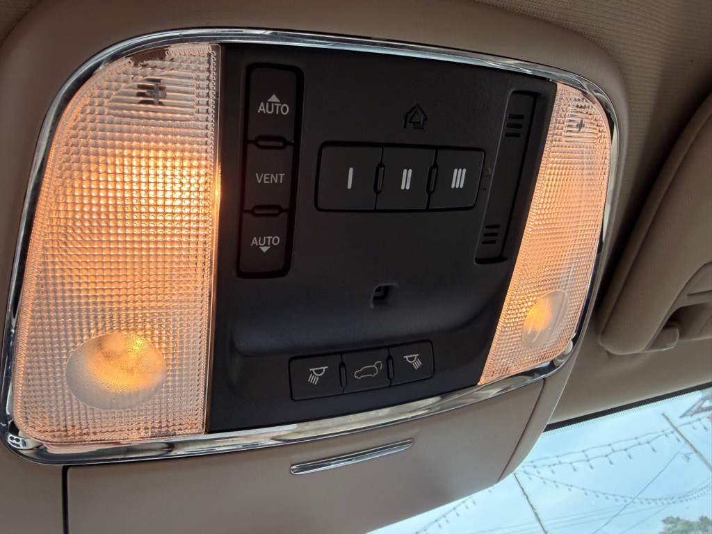 2016 Jeep Grand Cherokee Image 23