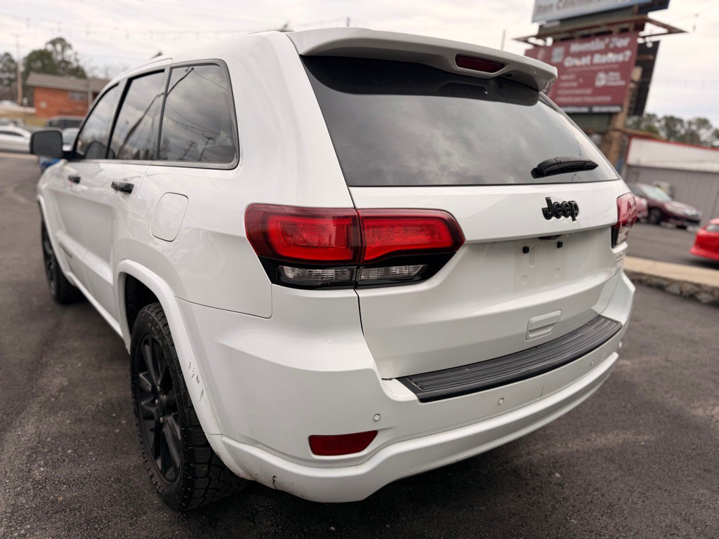 2020 Jeep Grand Cherokee Image 7