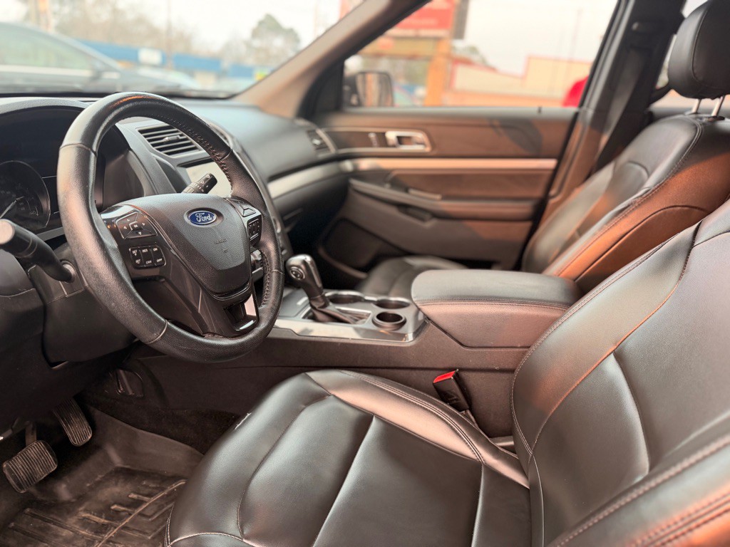 2019 Ford Explorer Image 10
