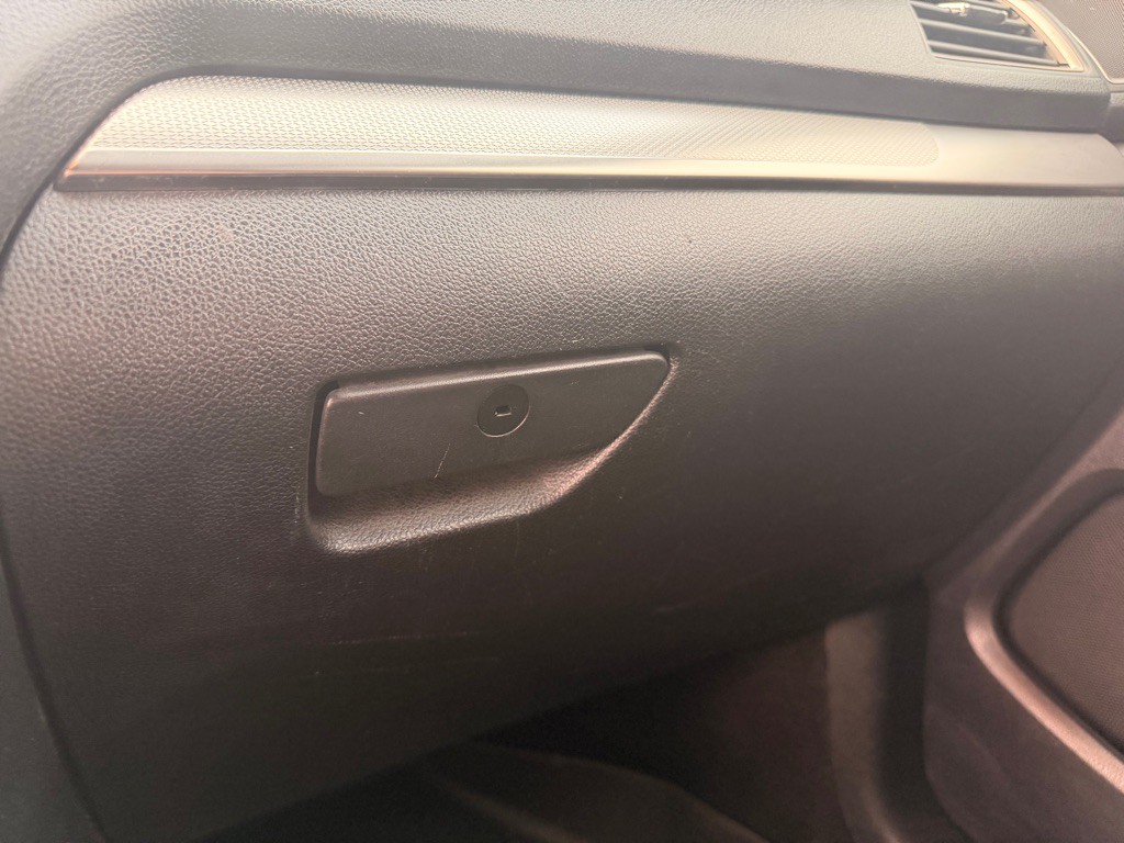 2019 Ford Explorer Image 12