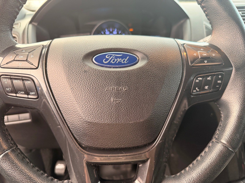 2019 Ford Explorer Image 19