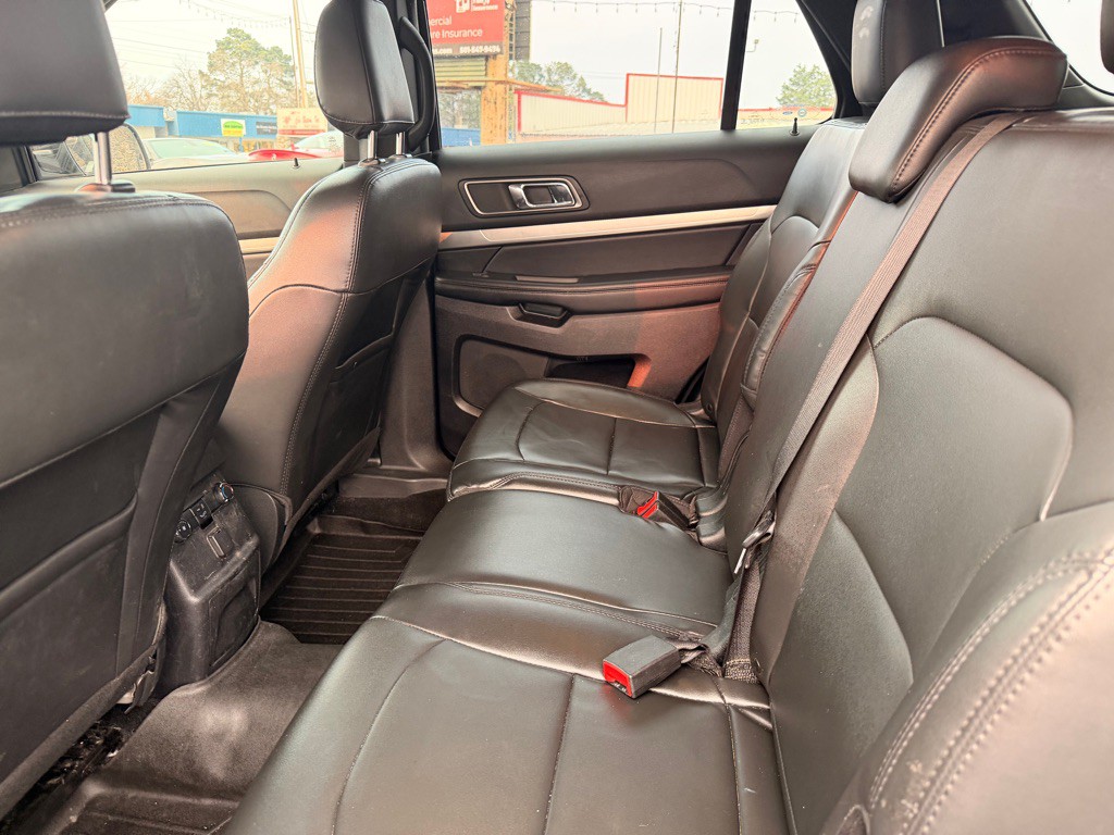 2019 Ford Explorer Image 21