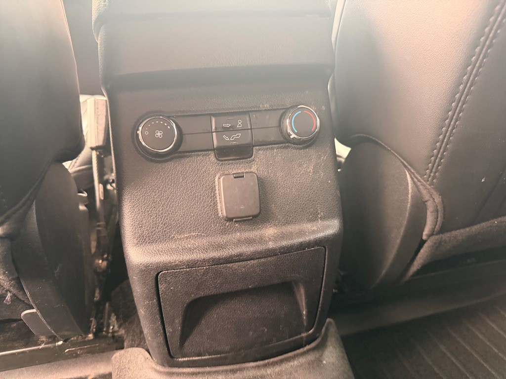 2019 Ford Explorer Image 22