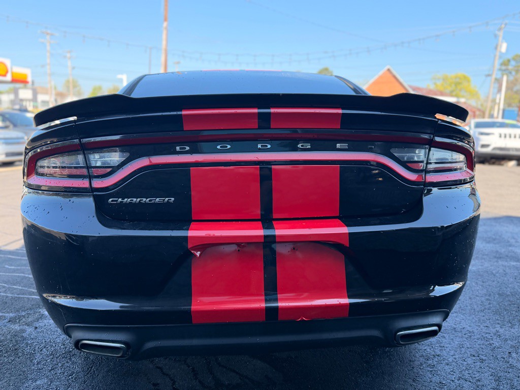 2017 Dodge Charger Image 6