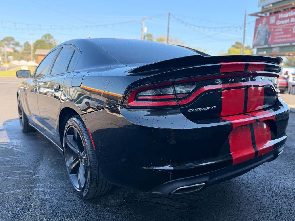 2017 Dodge Charger Image 7