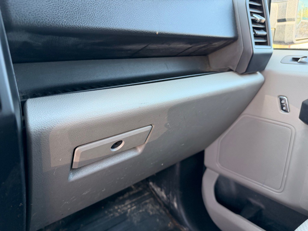 2017 Ford F-150 Image 16