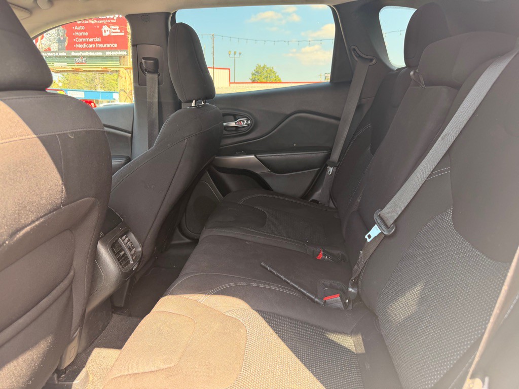 2021 Jeep Cherokee Image 22