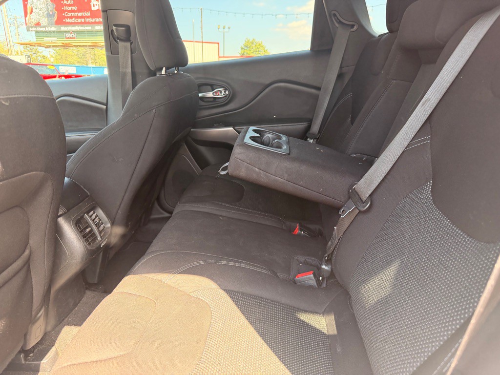 2021 Jeep Cherokee Image 23