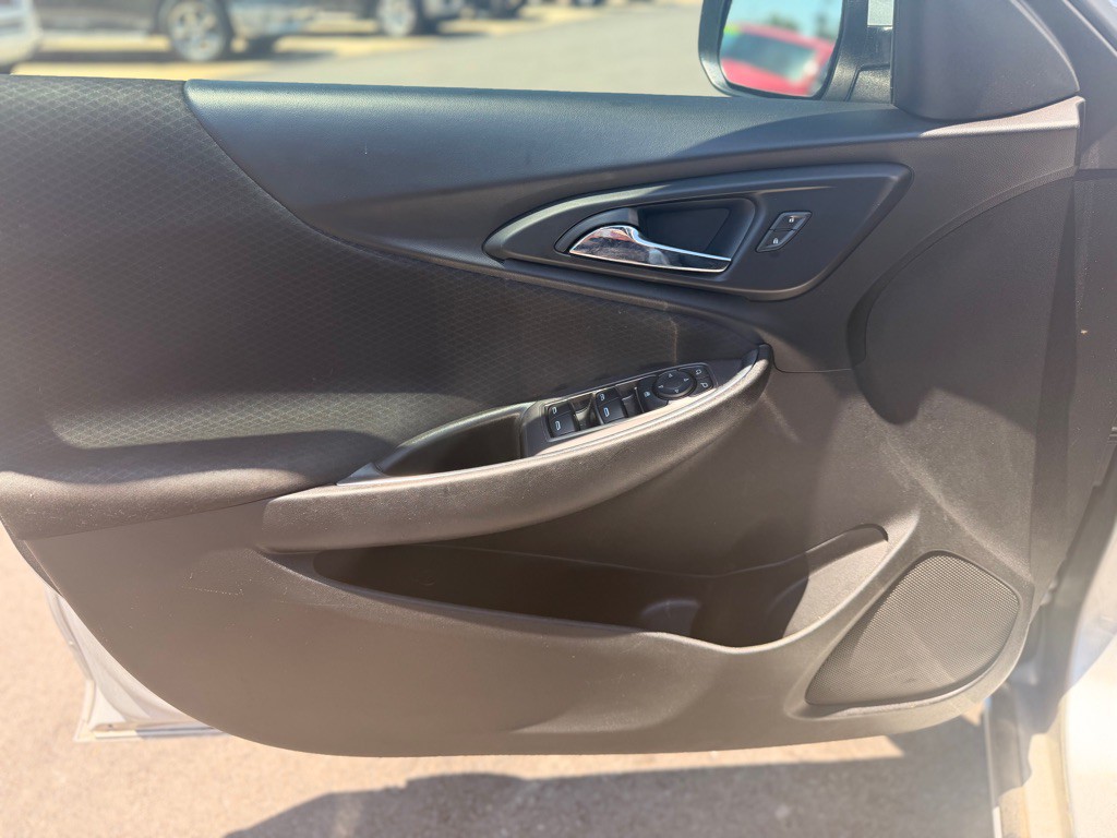 2021 Chevrolet Malibu Image 9