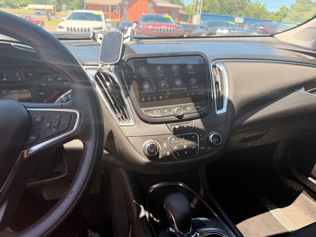 2021 Chevrolet Malibu Image 13
