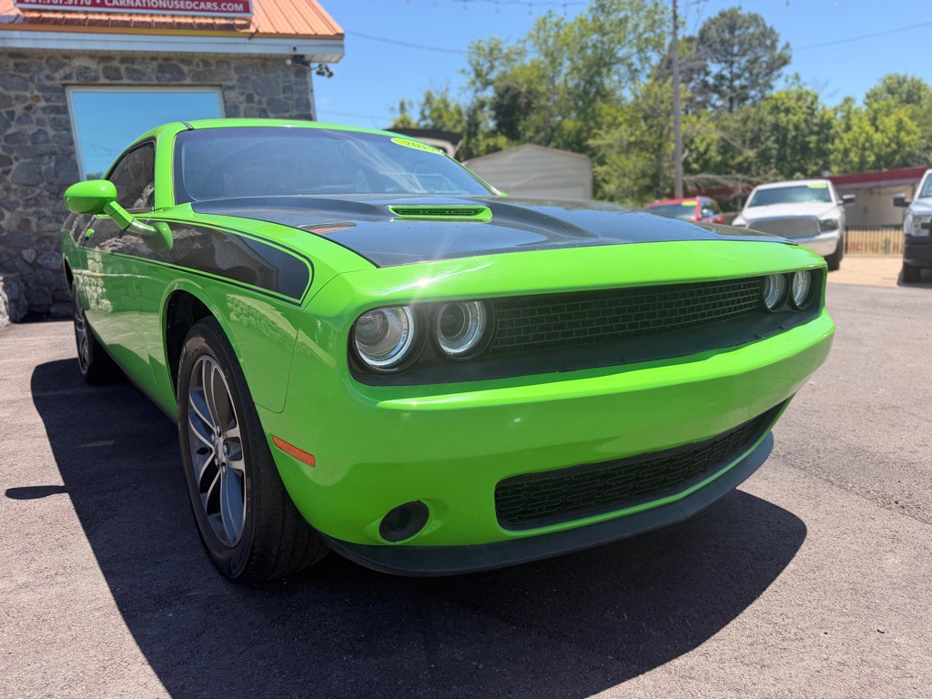 2019 Dodge Challenger Image 3