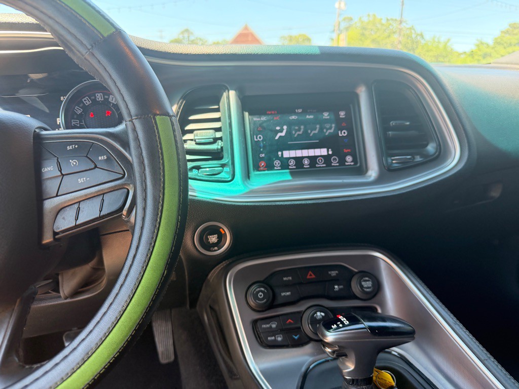 2019 Dodge Challenger Image 13