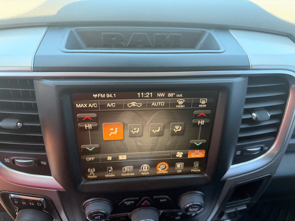 2017 RAM 1500 Image 15