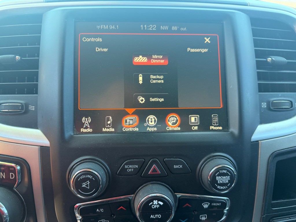2017 RAM 1500 Image 17