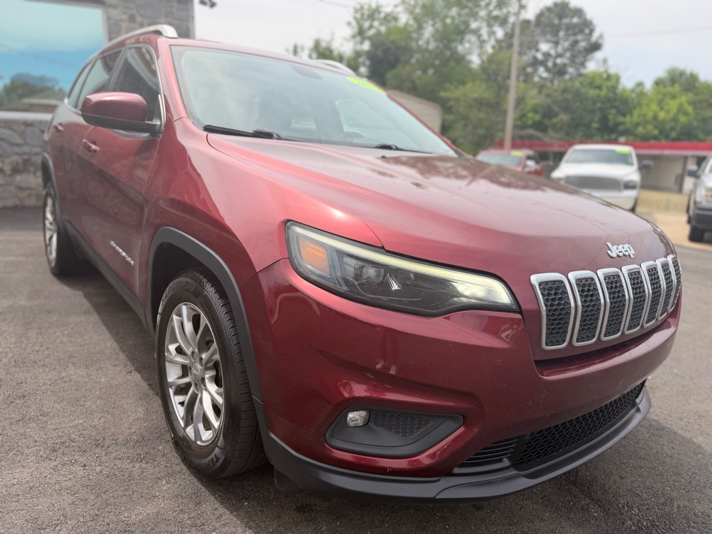 2019 Jeep Cherokee Image 3
