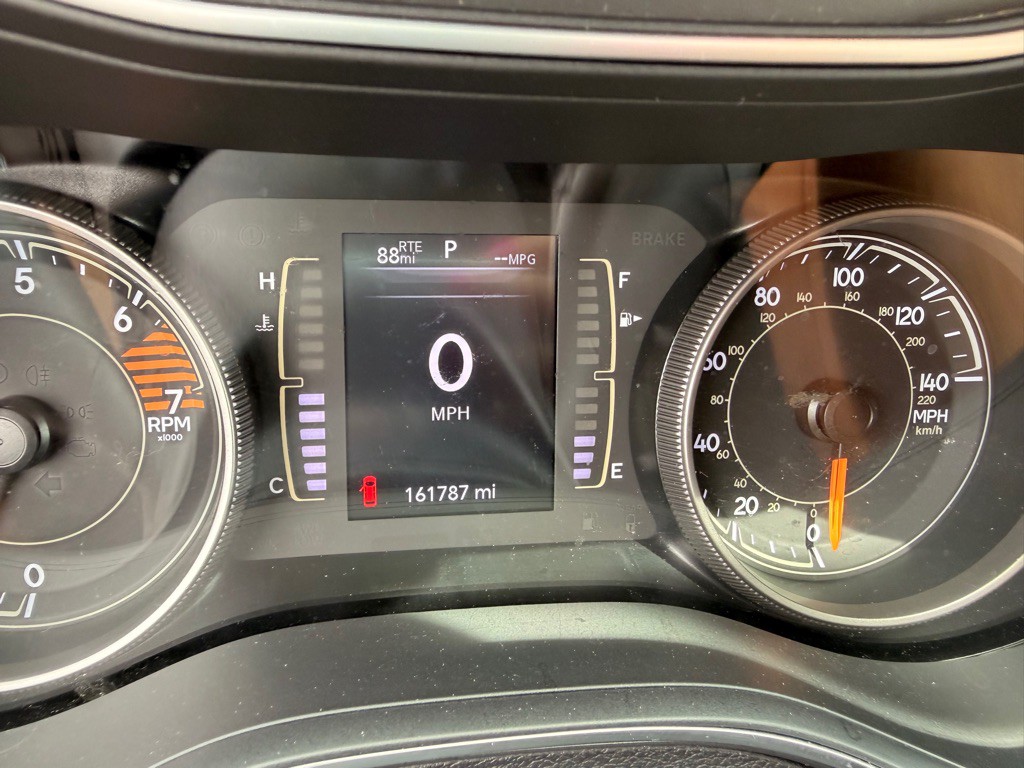 2019 Jeep Cherokee Image 24