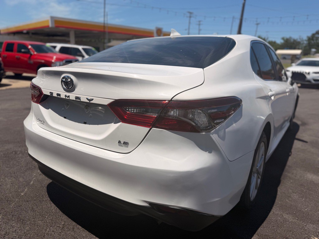 2021 Toyota Camry Image 5