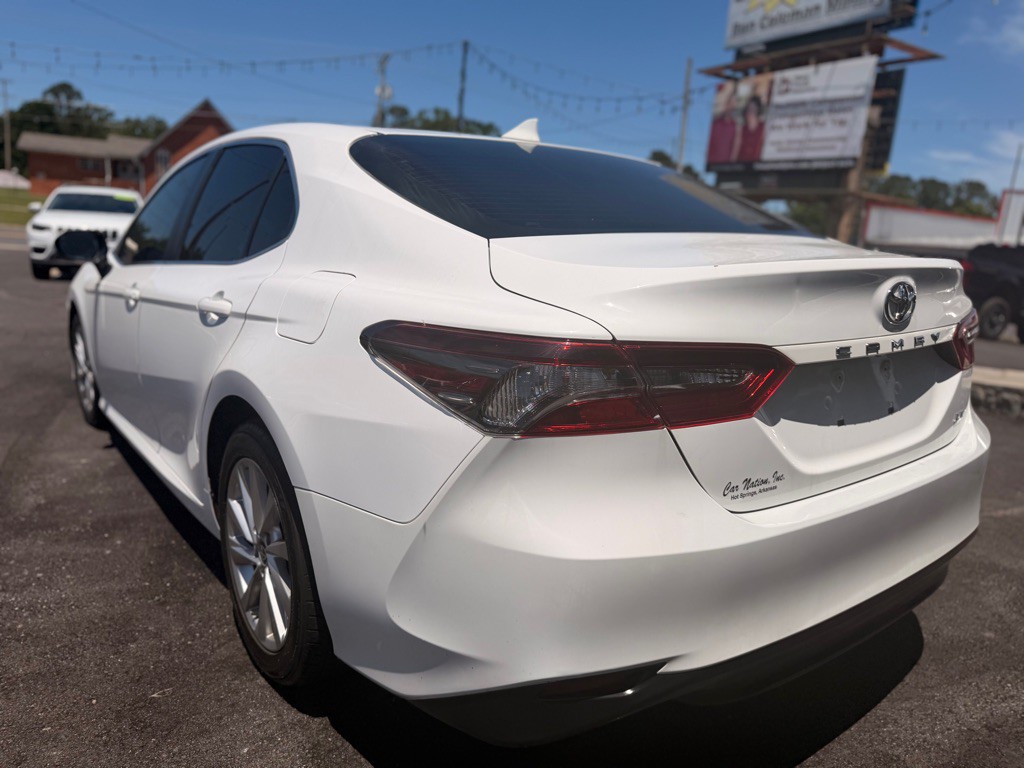 2021 Toyota Camry Image 7