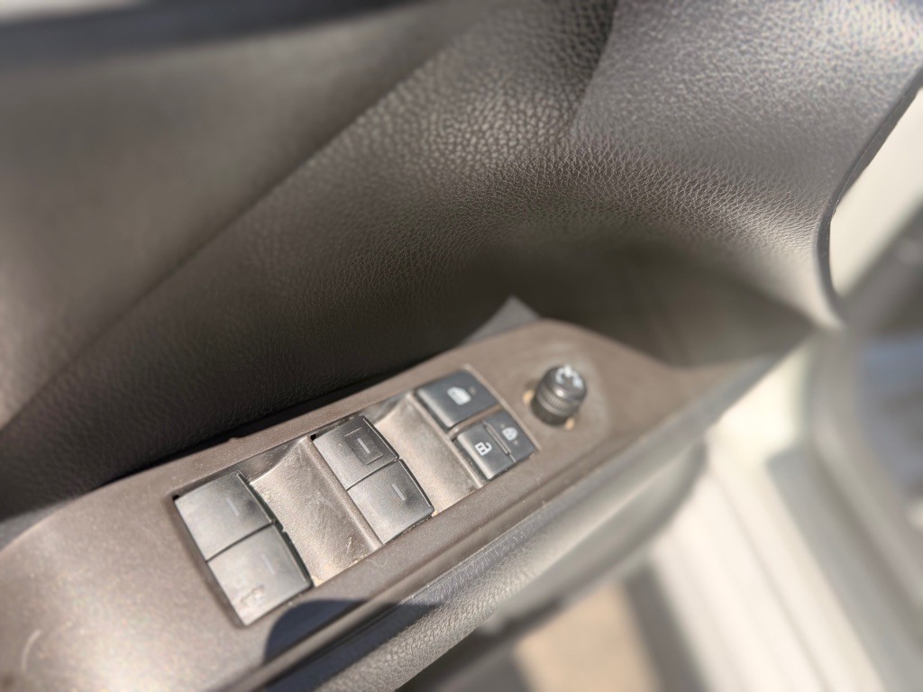 2021 Toyota Camry Image 10