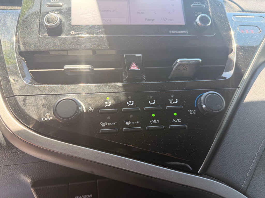 2021 Toyota Camry Image 16