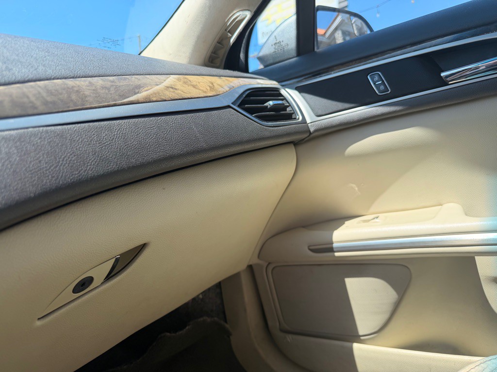 2014 Lincoln MKZ Image 14
