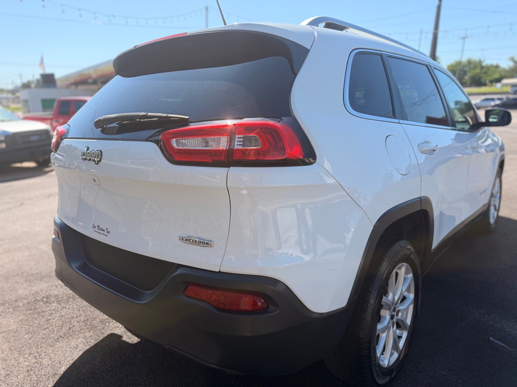 2017 Jeep Cherokee Image 5
