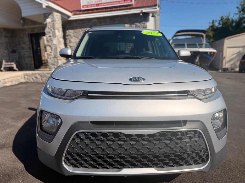 2021 Kia Soul Image 2